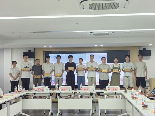 1c60a9c9e7427e42bf3779cc64cdc1a5.jpg 1c60a9c9e7427e42bf3779cc64cdc1a5.jpg